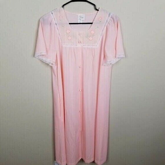 Unknown Other - Vintage Embroidered Robe Housecoat Size Small Scalloped Neckline Button Front